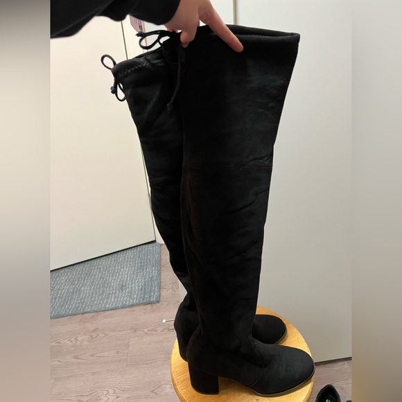 Faux Suede over the knee boots, no zipper, tie-back, size 8 US - Picture 1 of 3